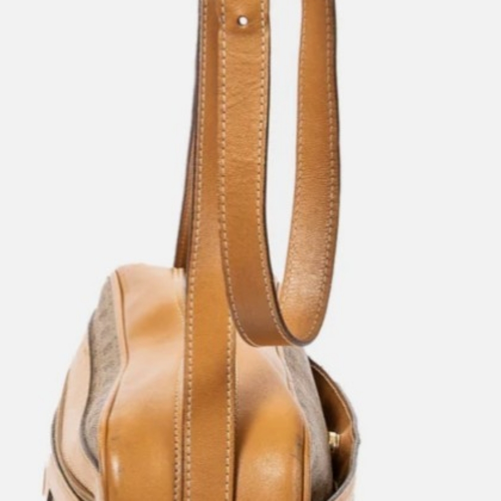 Gucci - Picture 3 of 7